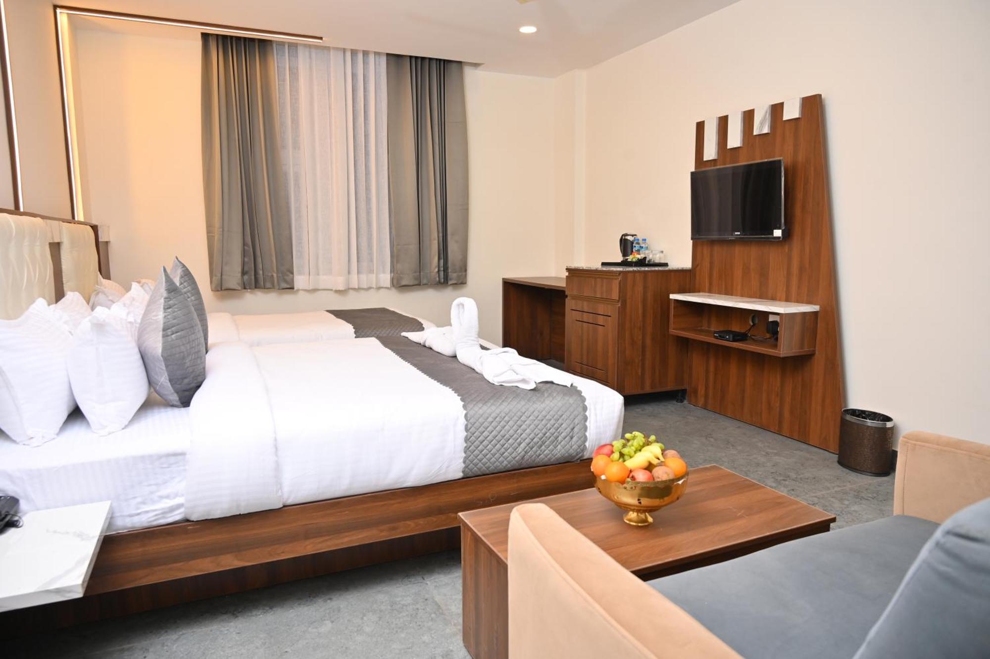Hotel Shri Devi Comforts Inn Bhatkal Ngoại thất bức ảnh