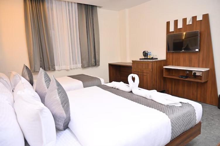 Hotel Shri Devi Comforts Inn Bhatkal Ngoại thất bức ảnh