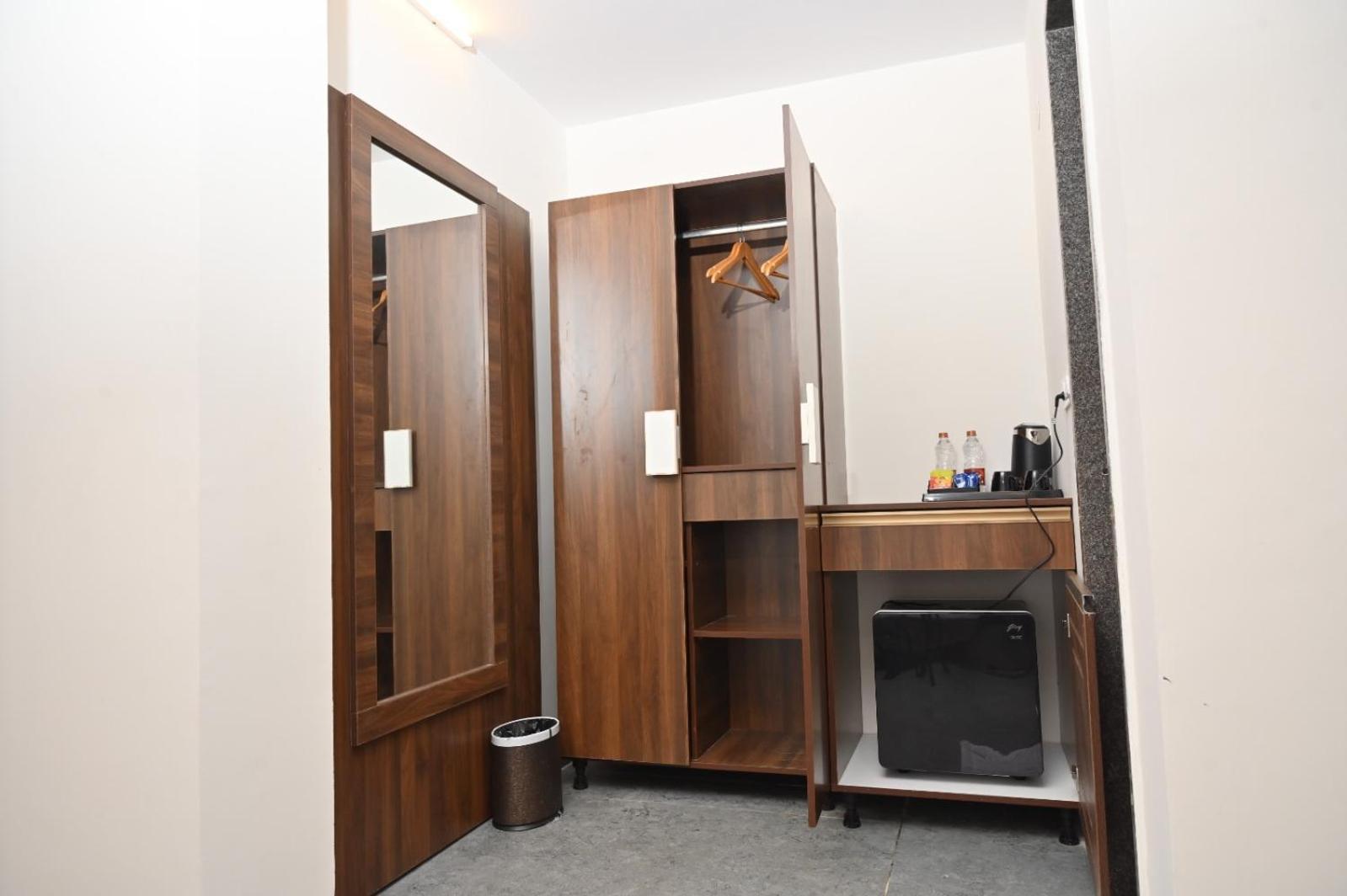 Hotel Shri Devi Comforts Inn Bhatkal Ngoại thất bức ảnh
